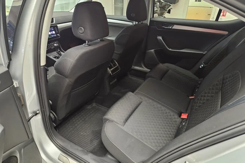 Skoda Superb din 2021 cu 99.500 km - oferta SKO265305 - foto 11
