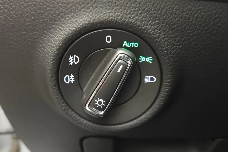 Skoda Superb din 2021 cu 99.500 km - oferta SKO265305 - foto 20