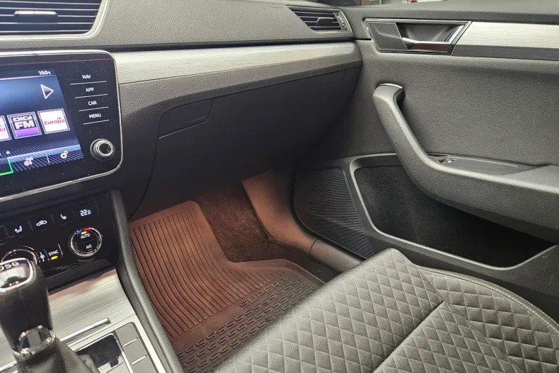 Skoda Superb din 2021 cu 99.500 km - oferta SKO265305 - foto 26