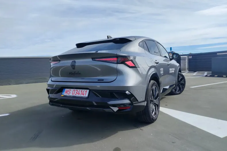 Renault Rafale din 2024 cu 4.000 km - oferta REN265314 - foto 5