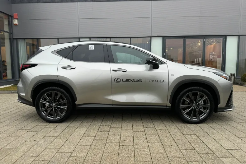 Lexus NX din 2026 cu 2.900 km - oferta LEX265347 - foto 8