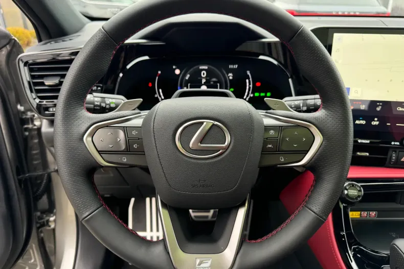 Lexus NX din 2026 cu 2.900 km - oferta LEX265347 - foto 13