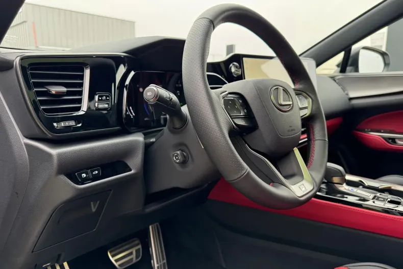 Lexus NX din 2026 cu 2.900 km - oferta LEX265347 - foto 14