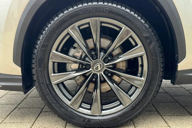 Lexus NX din 2026 cu 2.900 km - oferta LEX265347 - foto 29