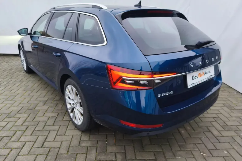 Skoda Superb din 2022 cu 130.193 km - oferta SKO265353 - foto 4