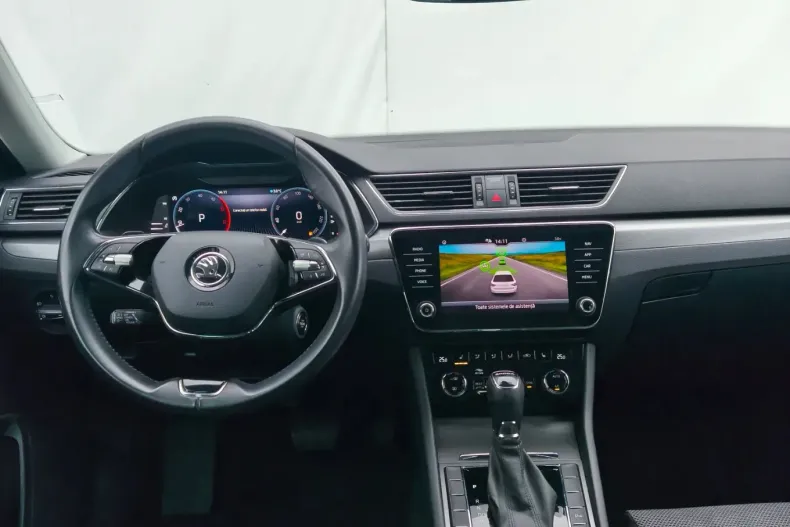 Skoda Superb din 2022 cu 130.193 km - oferta SKO265353 - foto 7