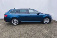 Skoda Superb din 2022 cu 130.193 km - oferta SKO265353 - foto 9