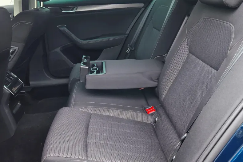 Skoda Superb din 2022 cu 130.193 km - oferta SKO265353 - foto 17