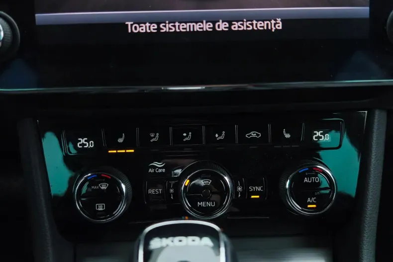 Skoda Superb din 2022 cu 130.193 km - oferta SKO265353 - foto 27