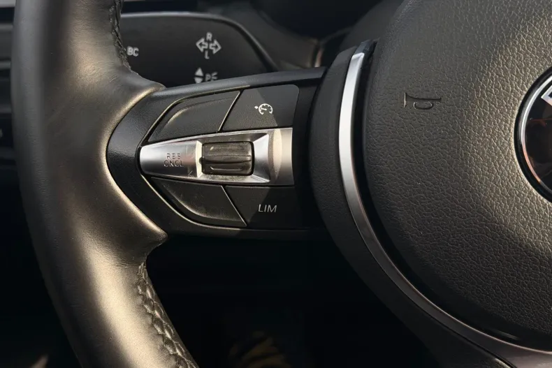 BMW X1 (Seria X) din 2020 cu 101.000 km - oferta BMW265389 - foto 28