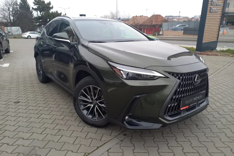 Lexus NX din 2023 cu 10.144 km - oferta LEX265399 - foto 8