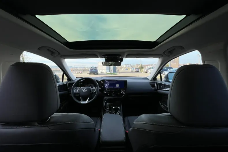 Lexus NX din 2024 cu 8.687 km - oferta LEX265401 - foto 15