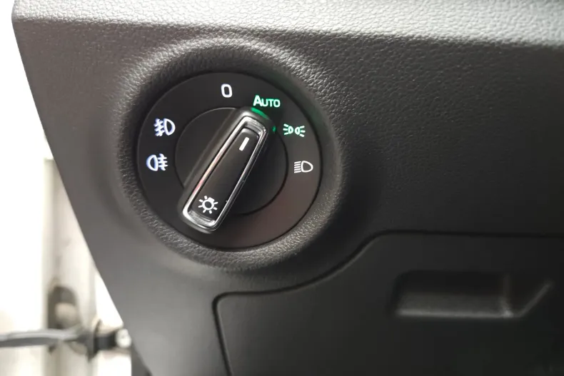 Skoda Scala din 2020 cu 135.700 km - oferta SKO265444 - foto 17