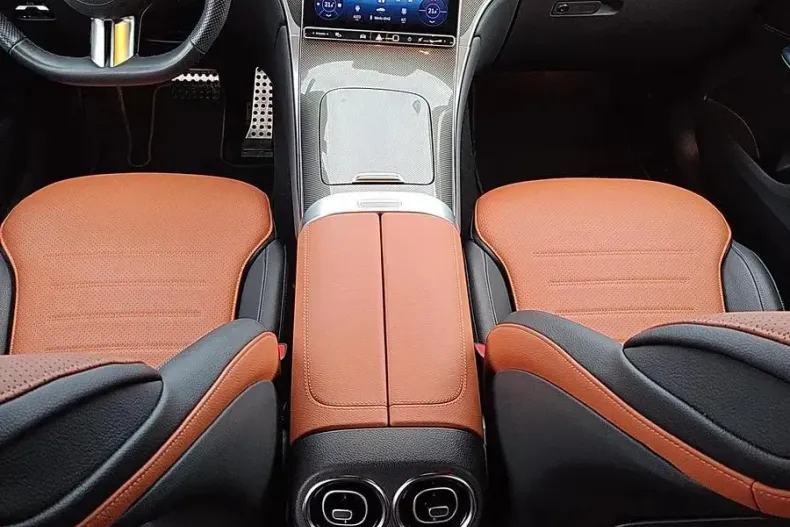 Mercedes-Benz GLC 300 (Clasa GLC) din 2024 cu 8.900 km - oferta MER265460 - foto 15