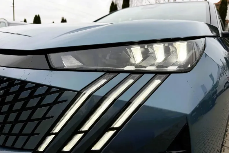 Peugeot 3008 din 2025 cu 3.000 km - oferta PEU265476 - foto 6