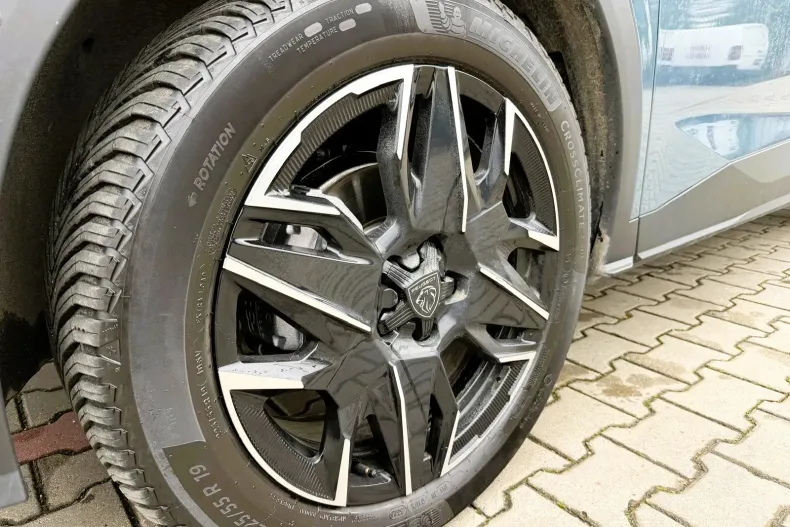 Peugeot 3008 din 2025 cu 3.000 km - oferta PEU265476 - foto 7