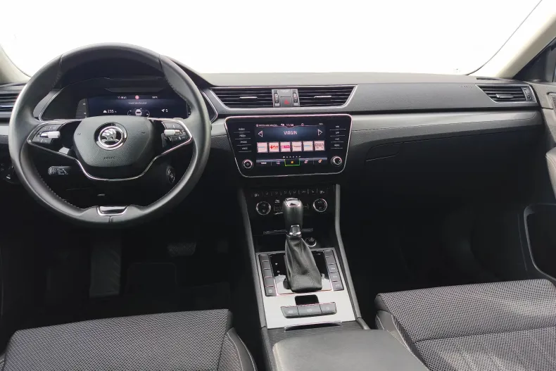 Skoda Superb din 2022 cu 146.253 km - oferta SKO265484 - foto 24