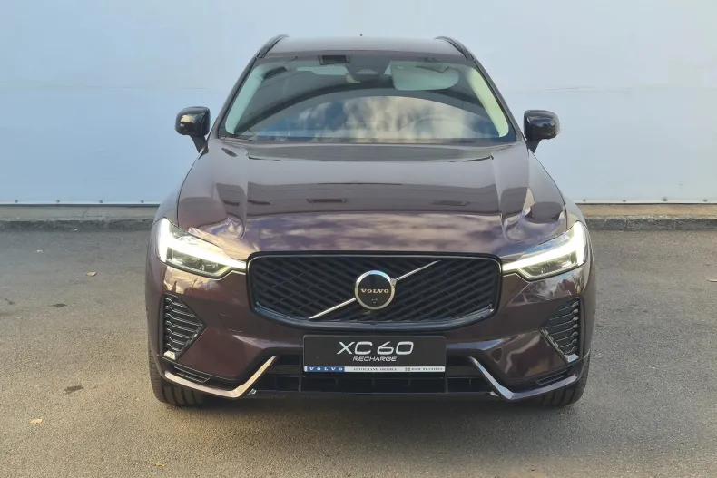 Volvo XC60 din 2025 cu 9.000 km - oferta VOL265485 - foto 2