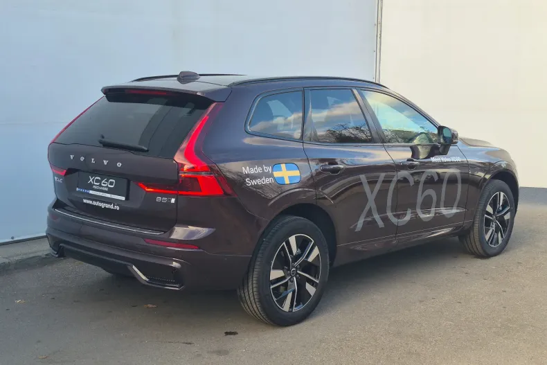 Volvo XC60 din 2025 cu 9.000 km - oferta VOL265485 - foto 8