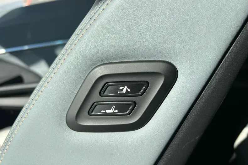 Ssangyong Torres din 2025 cu 5.000 km - oferta SSA265490 - foto 9