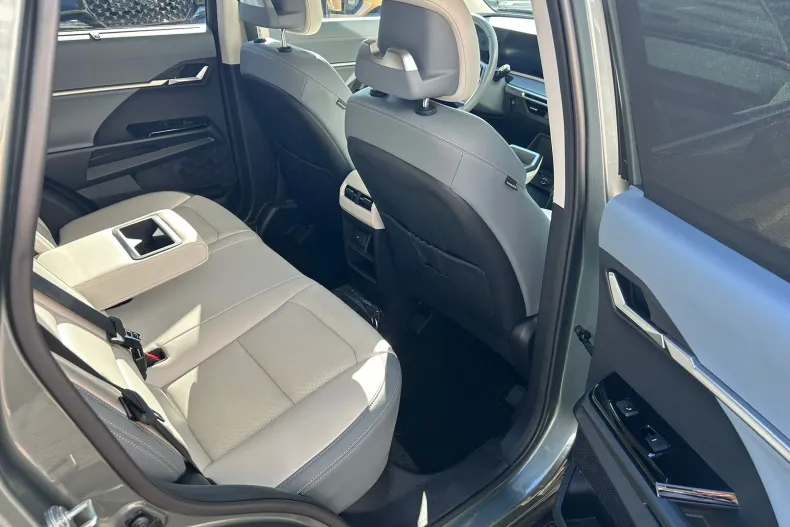 Ssangyong Torres din 2025 cu 5.000 km - oferta SSA265490 - foto 16