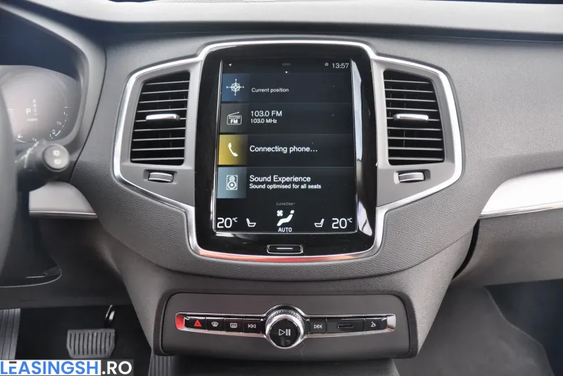 Volvo XC90 din 2021 cu 104.169 km - oferta VOL265497 - foto 14