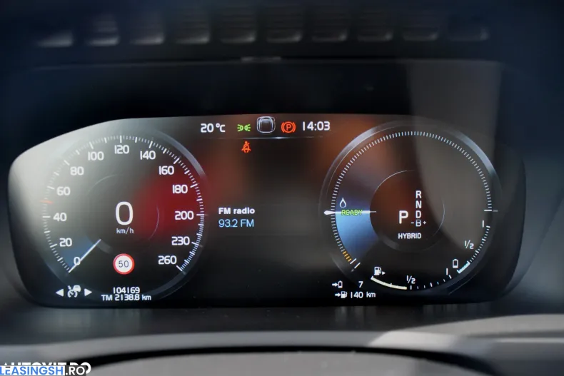 Volvo XC90 din 2021 cu 104.169 km - oferta VOL265497 - foto 34