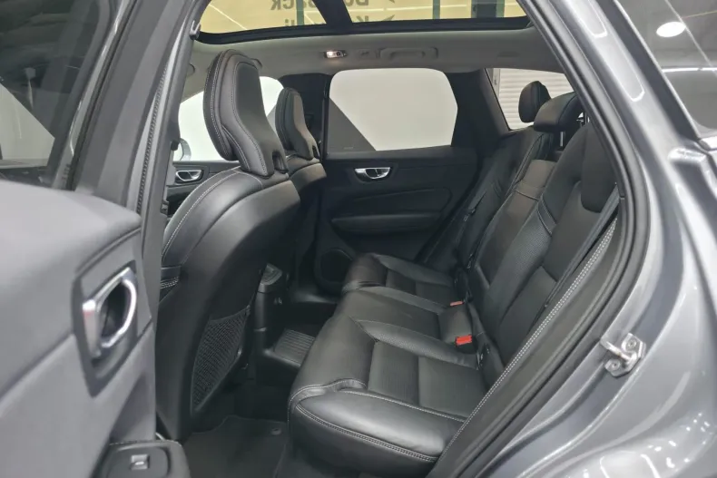 Volvo XC60 din 2020 cu 138.000 km - oferta VOL265506 - foto 6