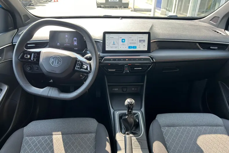 MG MG3 din 2025 cu 5.000 km - oferta MG0265600 - foto 16