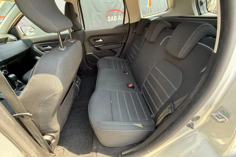 Dacia Duster din 2021 cu 66.950 km - oferta DAC265608 - foto 19