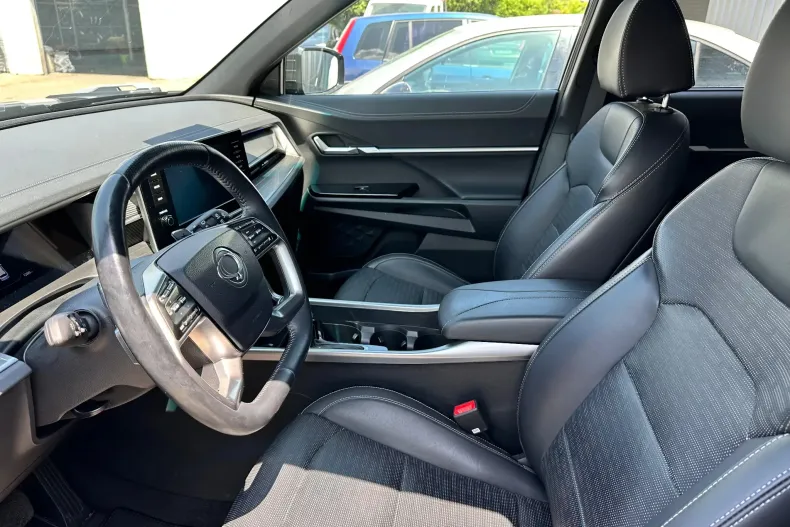 Ssangyong Torres din 2023 cu 12.100 km - oferta SSA265621 - foto 8