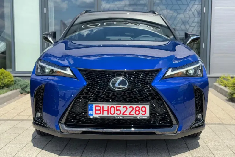Lexus UX din 2024 cu 4.500 km - oferta LEX265638 - foto 3