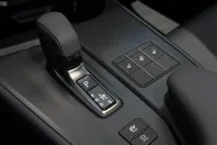 Lexus UX din 2024 cu 4.500 km - oferta LEX265638 - foto 23