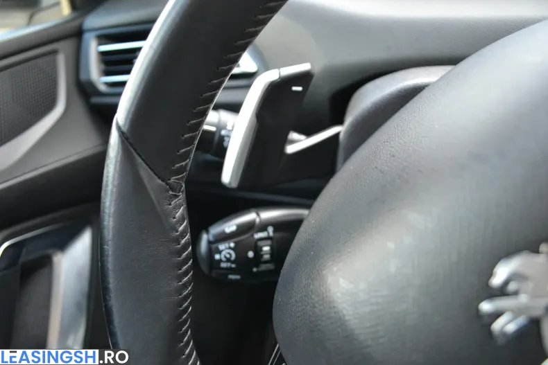 Peugeot 308 din 2021 cu 122.988 km - oferta PEU265639 - foto 14