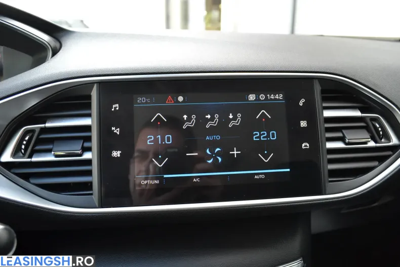 Peugeot 308 din 2021 cu 122.988 km - oferta PEU265639 - foto 23