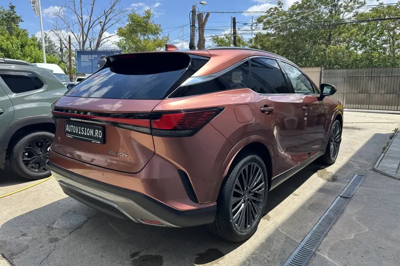Lexus RX din 2025 cu 10 km - oferta LEX265641 - foto 5