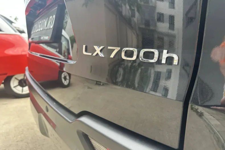 Lexus LX din 2025 cu 10 km - oferta LEX265657 - foto 10