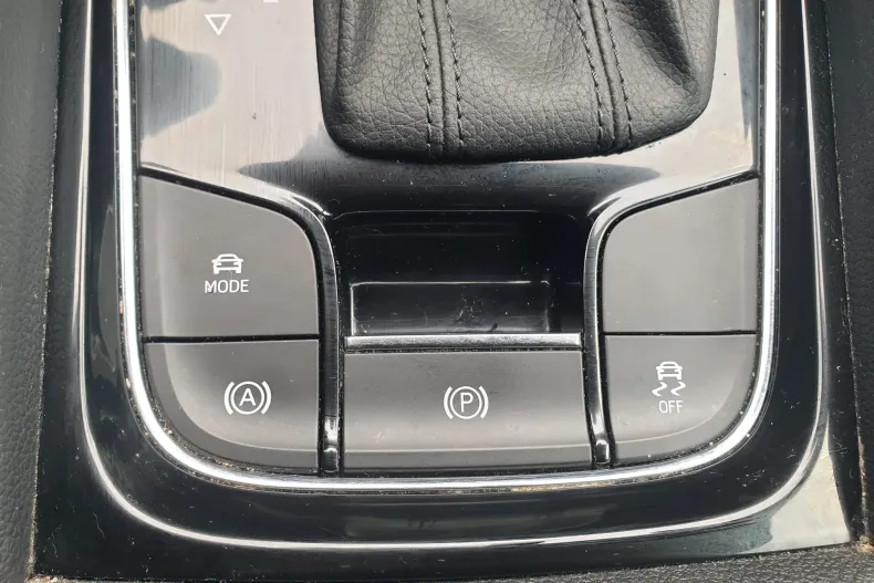 Skoda Kodiaq din 2020 cu 95.800 km - oferta SKO265673 - foto 30