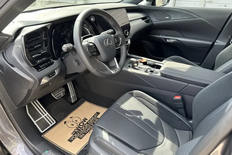 Lexus RX din 2025 cu 10 km - oferta LEX265674 - foto 13