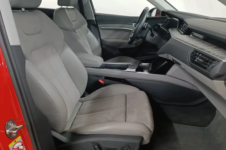 Audi e-tron din 2020 cu 45.000 km - oferta AUD265676 - foto 9