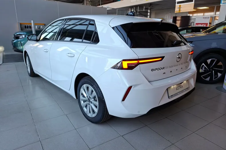 Opel Astra din 2024 cu 105 km - oferta OPE265685 - foto 5