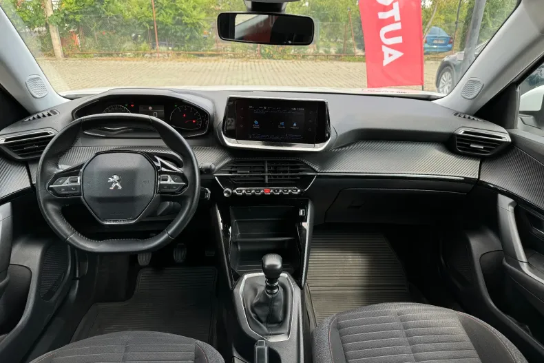 Peugeot 2008 din 2021 cu 96.000 km - oferta PEU265693 - foto 3