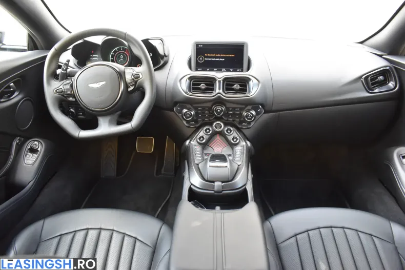 Aston Martin V8 Vantage din 2021 cu 3.100 km - oferta AST265702 - foto 10