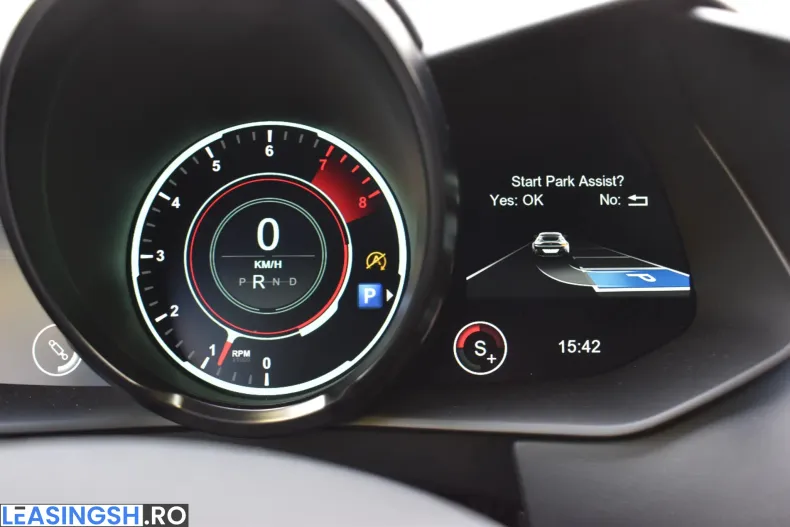 Aston Martin V8 Vantage din 2021 cu 3.100 km - oferta AST265702 - foto 15