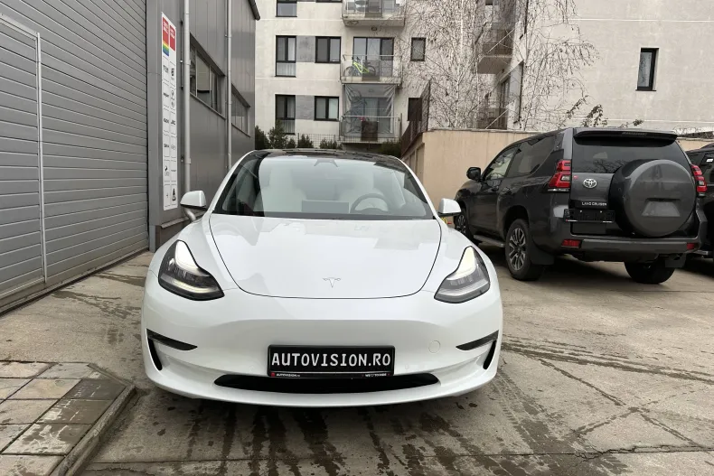 Tesla Model 3 din 2020 cu 65.500 km - oferta TES265712 - foto 3