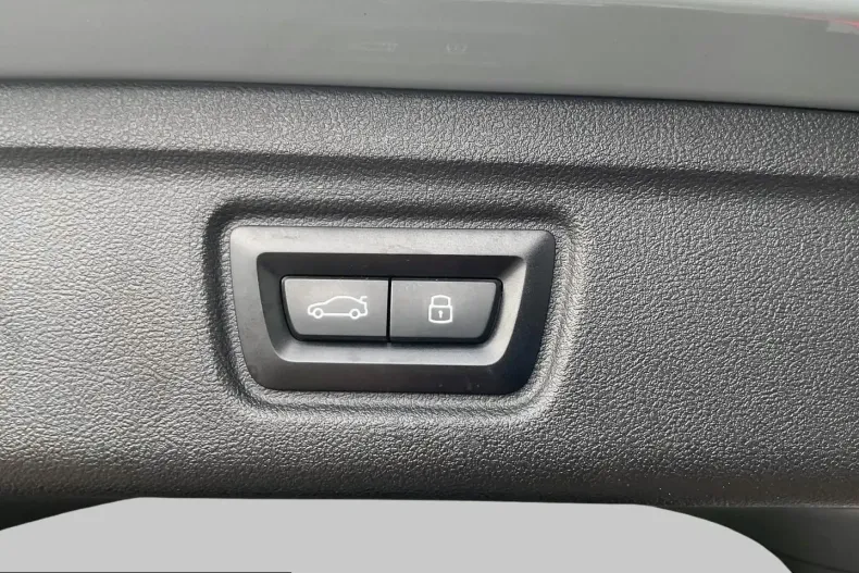 BMW 330 (Seria 3) din 2023 cu 73.400 km - oferta BMW265734 - foto 15
