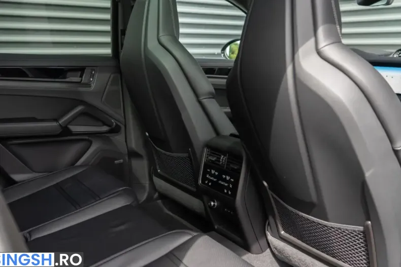 Porsche Cayenne din 2026 cu 3.950 km - oferta POR265744 - foto 14