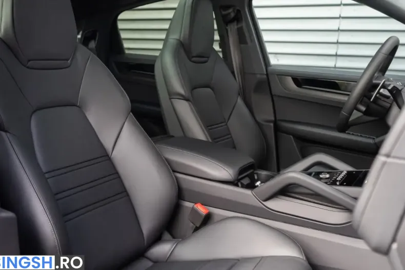 Porsche Cayenne din 2026 cu 3.950 km - oferta POR265744 - foto 17