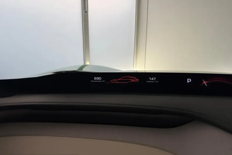 Xiaomi YU7 din 2025 cu 6.950 km - oferta XIA265779 - foto 21