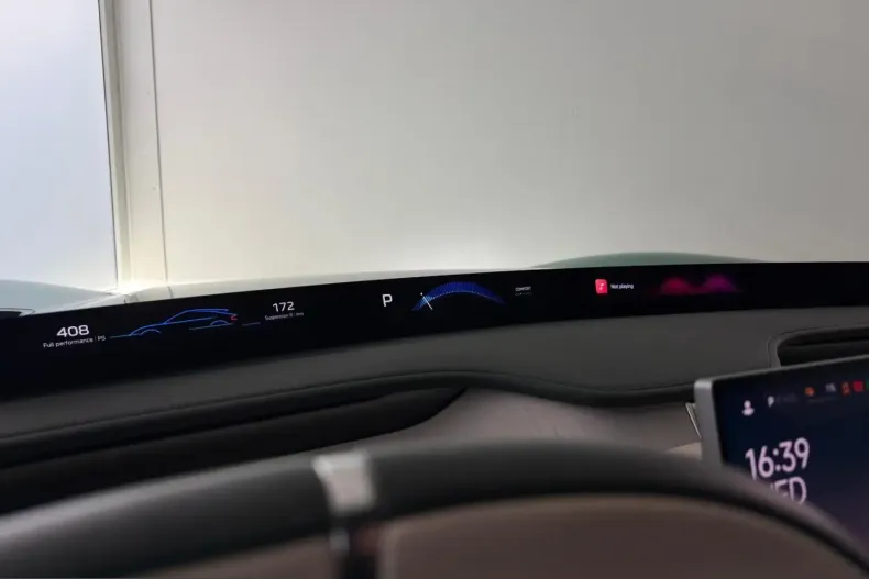 Xiaomi YU7 din 2025 cu 6.950 km - oferta XIA265779 - foto 22